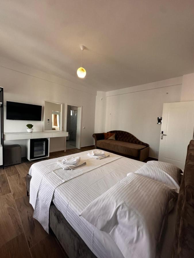 קסאמיל Hotel Belle Vue מראה חיצוני תמונה